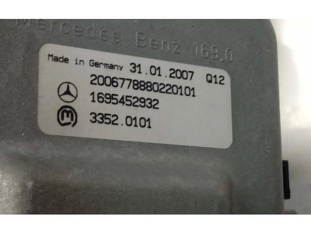 Руль Mercedes-Benz A W169  2004 - 2012 года A1694604016      