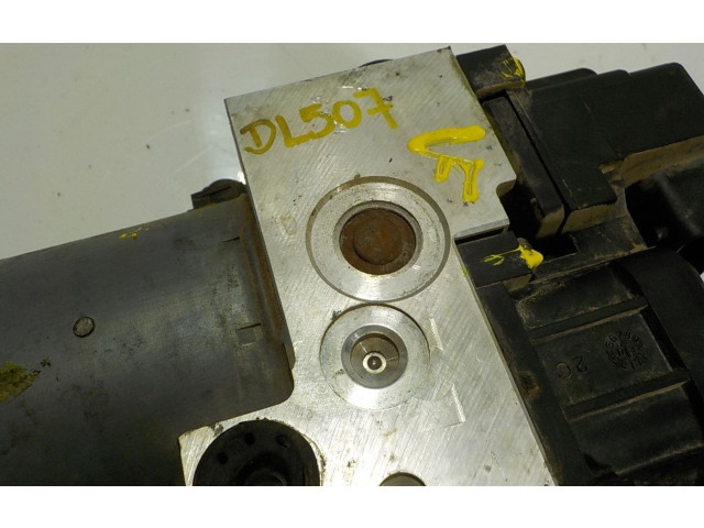 Блок АБС 47660VC300, 47660VC300   Nissan  Patrol Y61  1997 - 2009 года