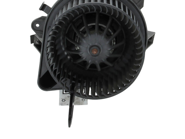 Вентилятор печки    77362775   Fiat Idea