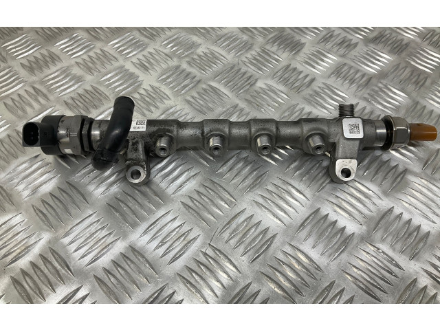 Топливная рампа 03L089M, 057130764H   Volkswagen Tiguan   для двигателя CFFB