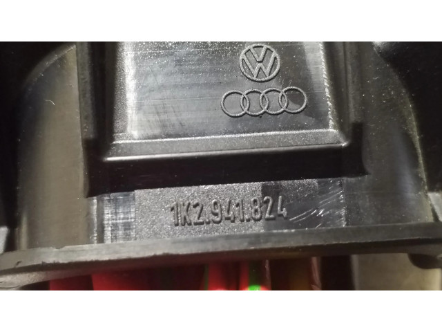 Блок предохранителей 1K2941824   Audi A3 S3 8P    