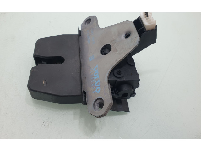 Замок багажника 31335870    Volvo V40 2012 - 2019 года
