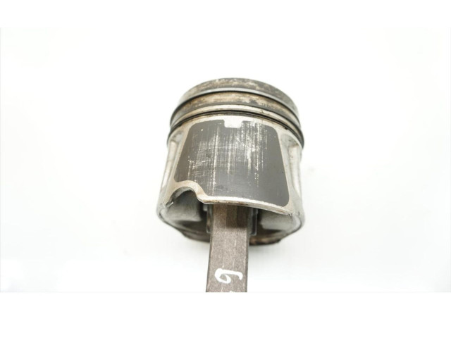 Píst    Volkswagen Jetta VI    CAYC 