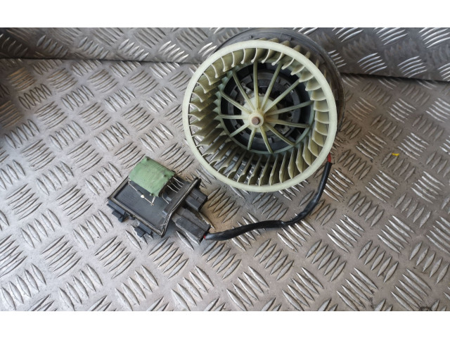 Вентилятор печки    3131090041, 893959263   Audi 80 90 S2 B4