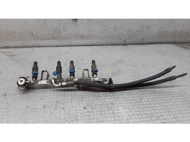 Топливная рампа 06B133317A, 06B133551C   Audi A4 S4 B5 8D 1.6 