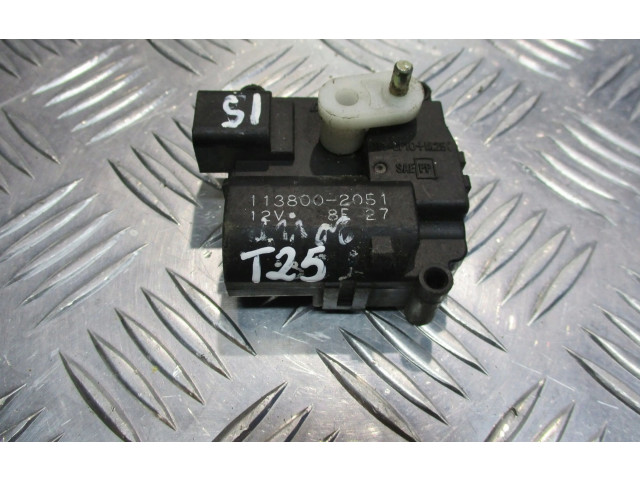 Vstřikovač 113800-2051   Toyota Avensis T250     