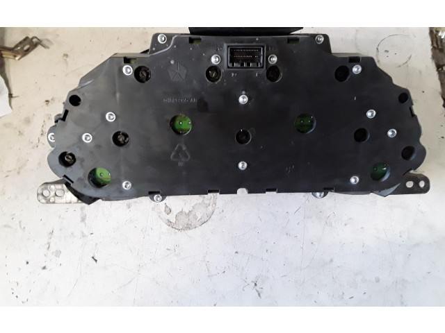 Přístrojová deska  Jeep Cherokee III KJ 2002 04828935, 04828935  