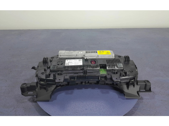 Přístrojová deska  BMW M3 2022 5A5A9F3  