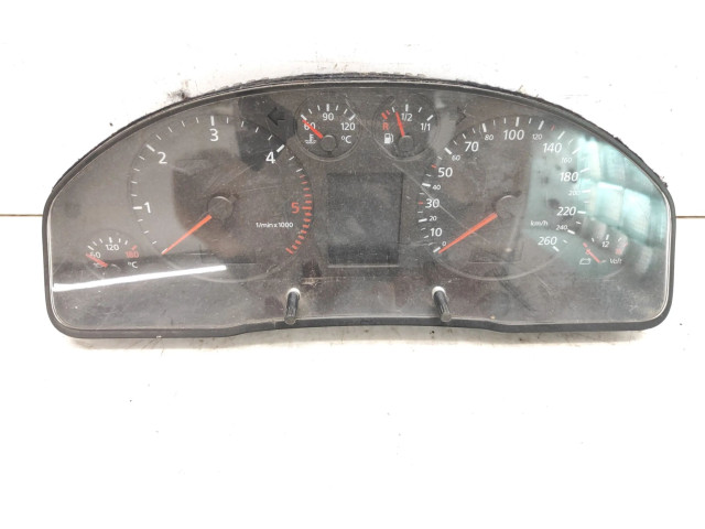 Přístrojová deska  Audi A6 S6 C5 4B 2001 4B0920932K, 110008948  