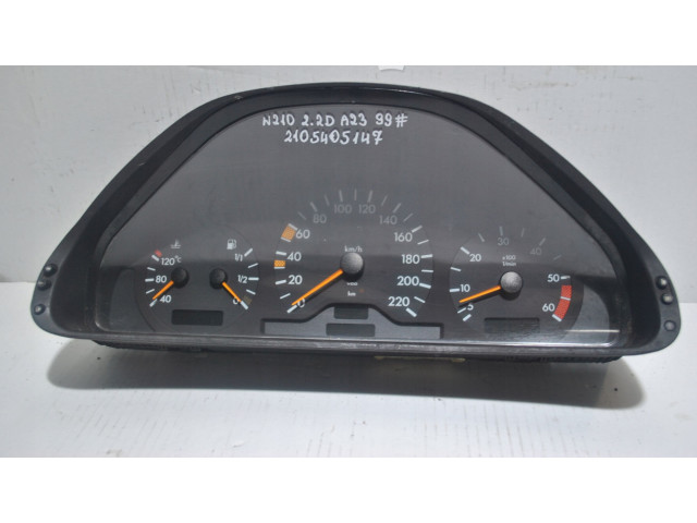 Přístrojová deska  Mercedes-Benz E W210 1999 2105405147  