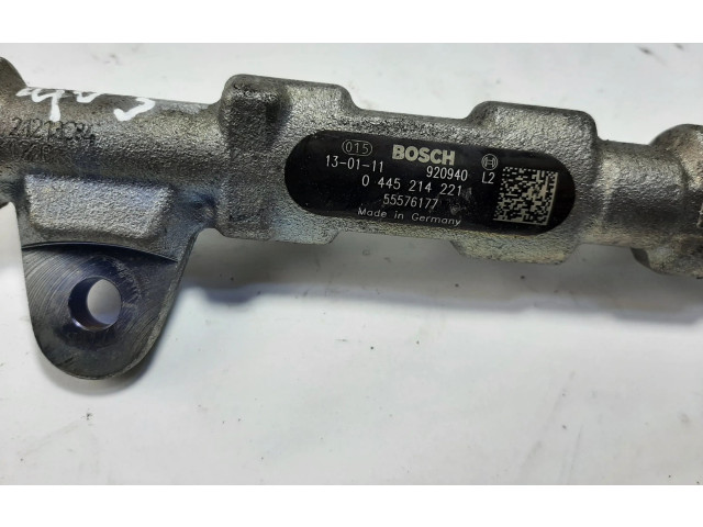 Vstřikovací lišta 55576177   Opel Zafira C    A 20 DT 
