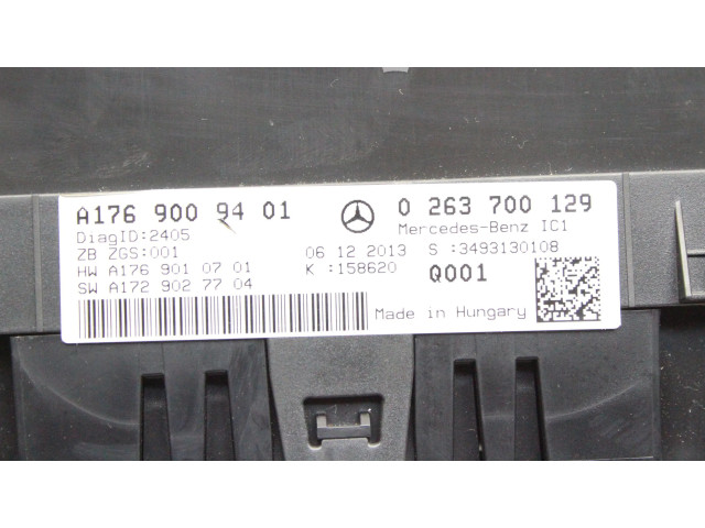 Přístrojová deska  Mercedes-Benz A W176 2014 A1769009401  