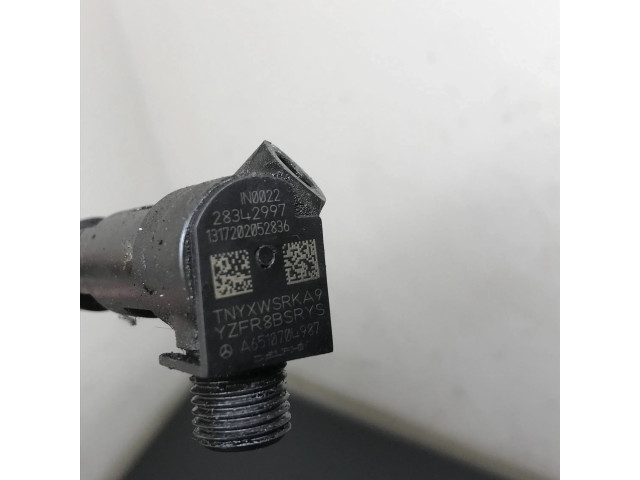 Форсунка A6510704987, 28342997    Mercedes-Benz E W212 для дизельного двигателя . 2.1