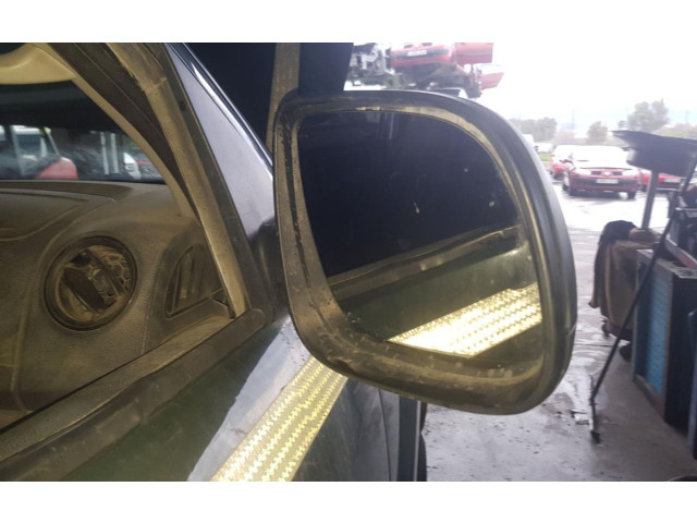 Зеркало электрическое        Volkswagen Amarok  2010 - 2020 года   