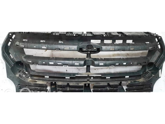 Передняя решётка Ford Kuga II 2013-2019 года gv448a164b, gv44-8a164-b      