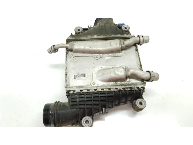 Интеркулер  GX736K775AB, T2H2519   Jaguar XE 2.0