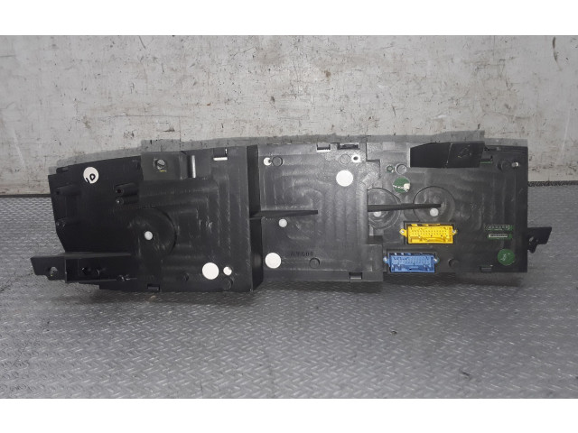 Přístrojová deska  Nissan Primera 2004 AU862  