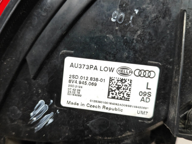 Задний фонарь левый 8V4945069    Audi A3 S3 8V   2013-2019 года