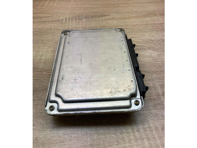 Блок управления двигателем Блок управления 030906032J, 0261204913   Volkswagen Scirocco