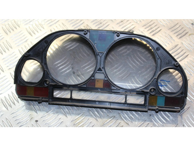 Přístrojová deska  BMW 5 E34 1988   