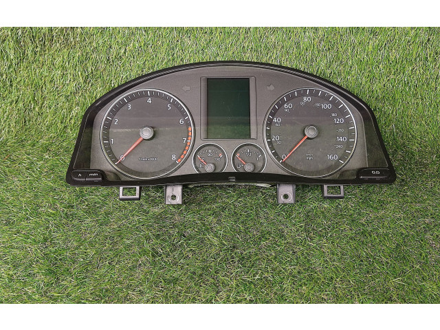 Панель приборов 1K8920970F   Volkswagen Scirocco       