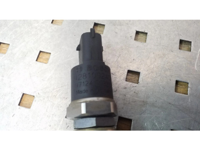 Vstřikovací lišta 0445216002, 0281002405   BMW 5 E39  pro naftový motor 3.0  