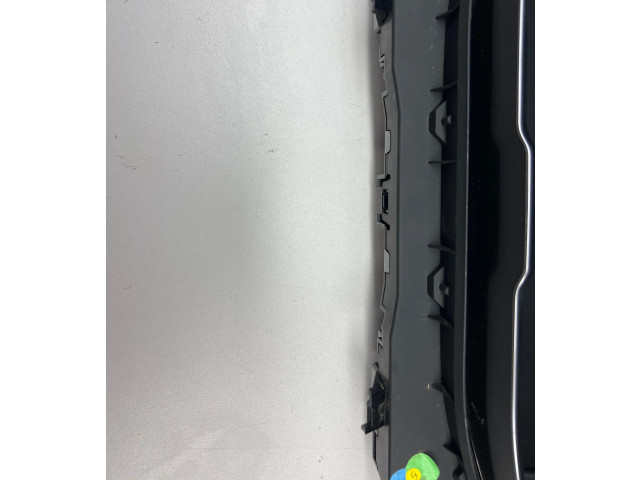 Přístrojová deska  Peugeot 5008 II 2017 5550035208  