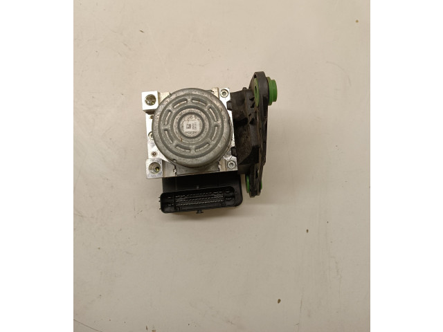 Jednotka ABS    Audi A3 8Y 2022