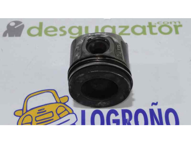 Řídící jednotka 7701479102   Renault Trafic I 1997
