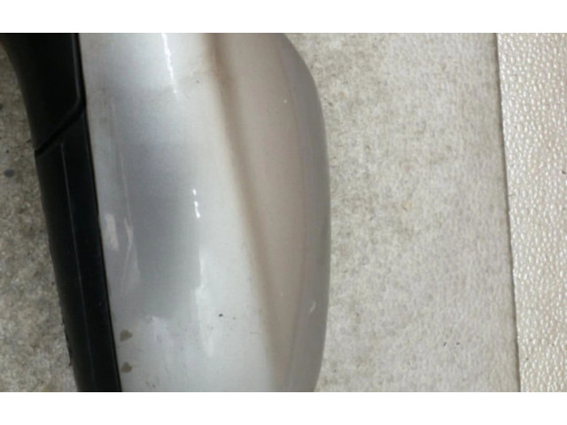 Zpětné zrcátko  Peugeot 407 2005  8149VG  