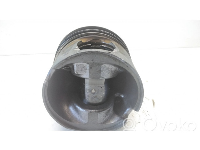 Píst 0840BB   BMW 3 E90 E91  pro naftový motor 2.0 n47d20a 