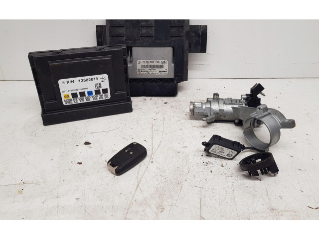 Блок управления двигателем ECU    Chevrolet Aveo