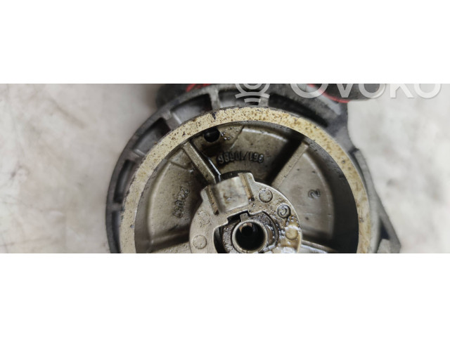 Турбина Вакуумный насос BMW 3 E46  221057, 96110886         