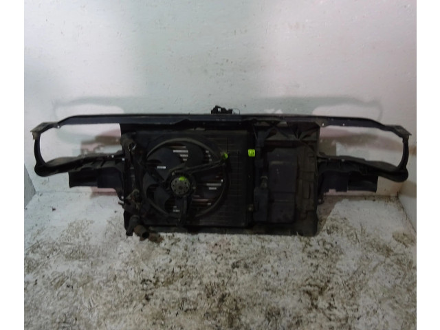 Комплект радиатора    Volkswagen Golf IV 1998