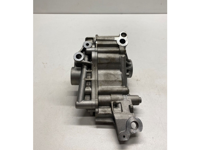 Čerpadlo oleje 7846388, 8011851   BMW M3 F80   