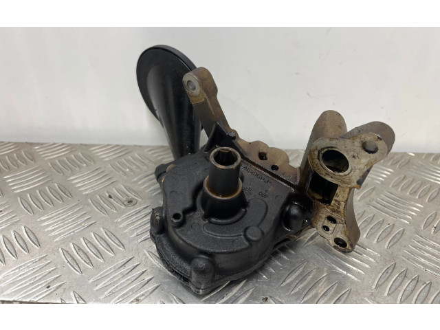 Масляный насос  CGX 06E115105  Audi A6 S6 C7 4G 