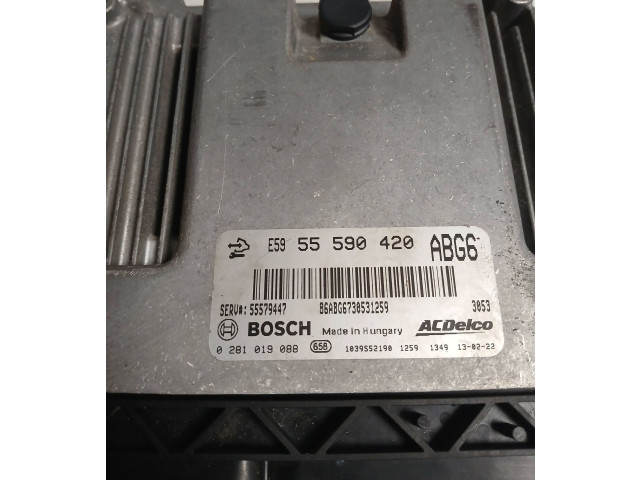 Řídící jednotka 55590420, 55579447   Opel Zafira C 2013