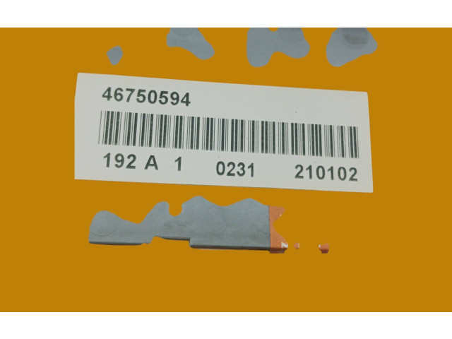 Блок предохранителей  46750594   Fiat Stilo    
