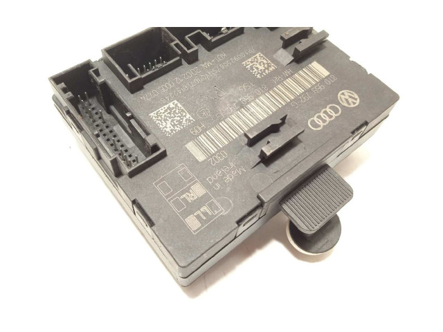 Блок управления дверью    8T0959792G   Audi A4 Allroad