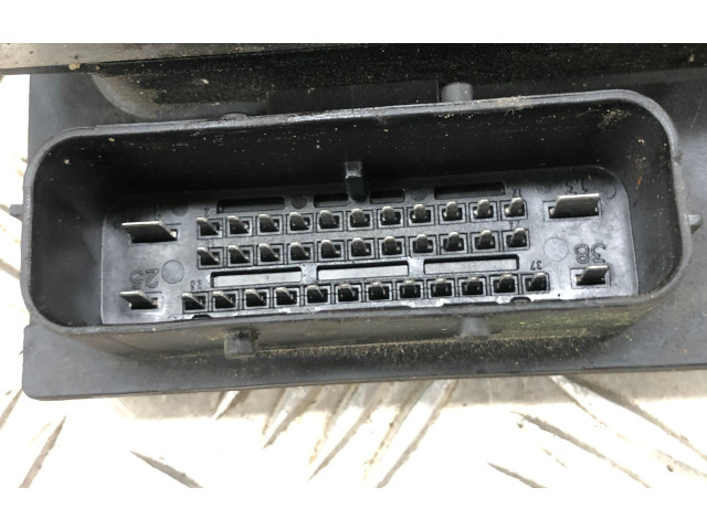 Блок АБС 6768550, 34516768550   BMW  3 E90 E91  2005-2012 года