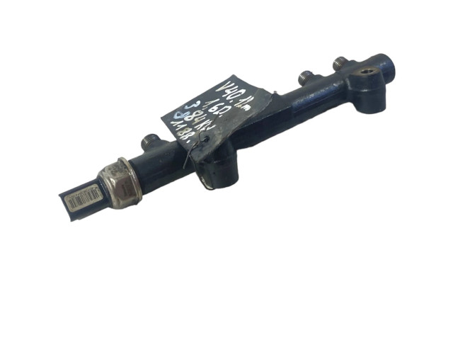 Vstřikovací lišta 9670076780, 9685297580   Volvo V40     