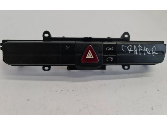 Центральный пульт управления 9065454107, 3368120104   Volkswagen Crafter