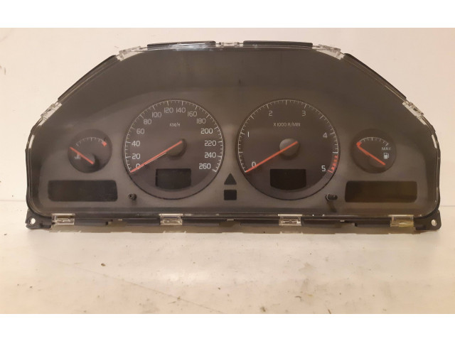 Přístrojová deska  Volvo V70 2003 8637996, 9459821  