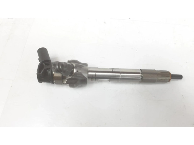 Vstřikovač 13538579236, 8579236   BMW 5 F10 F11   2.0  