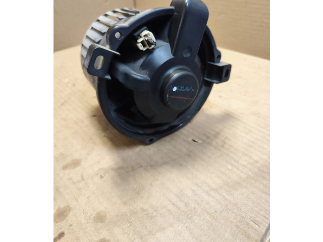 Вентилятор печки    MF016070, 1736006902   Mitsubishi Colt