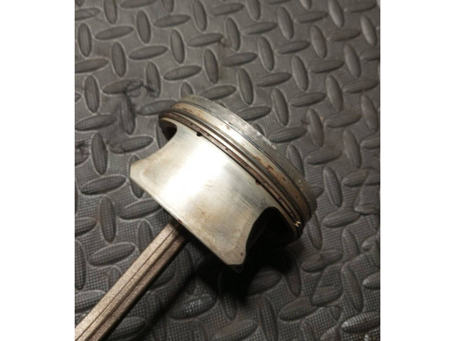 Píst 7838623   BMW M5    S85 B50AA 