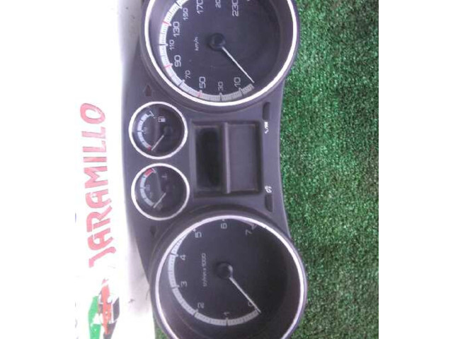 Přístrojová deska  Peugeot 308 2013 9665107380  