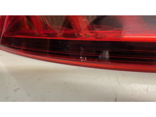 Задний фонарь левый сзади 4M8945069    Audi Q8   2018- года