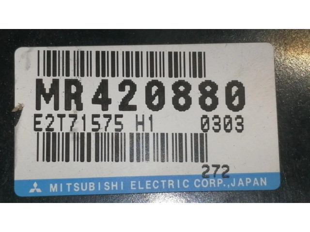 Řídící jednotka MR420880, E2T71575H1   Mitsubishi Montero 1999