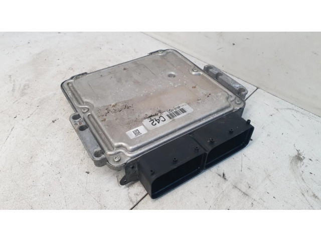 Řídící jednotka 391402A525, 0281032997   Hyundai i40 2017